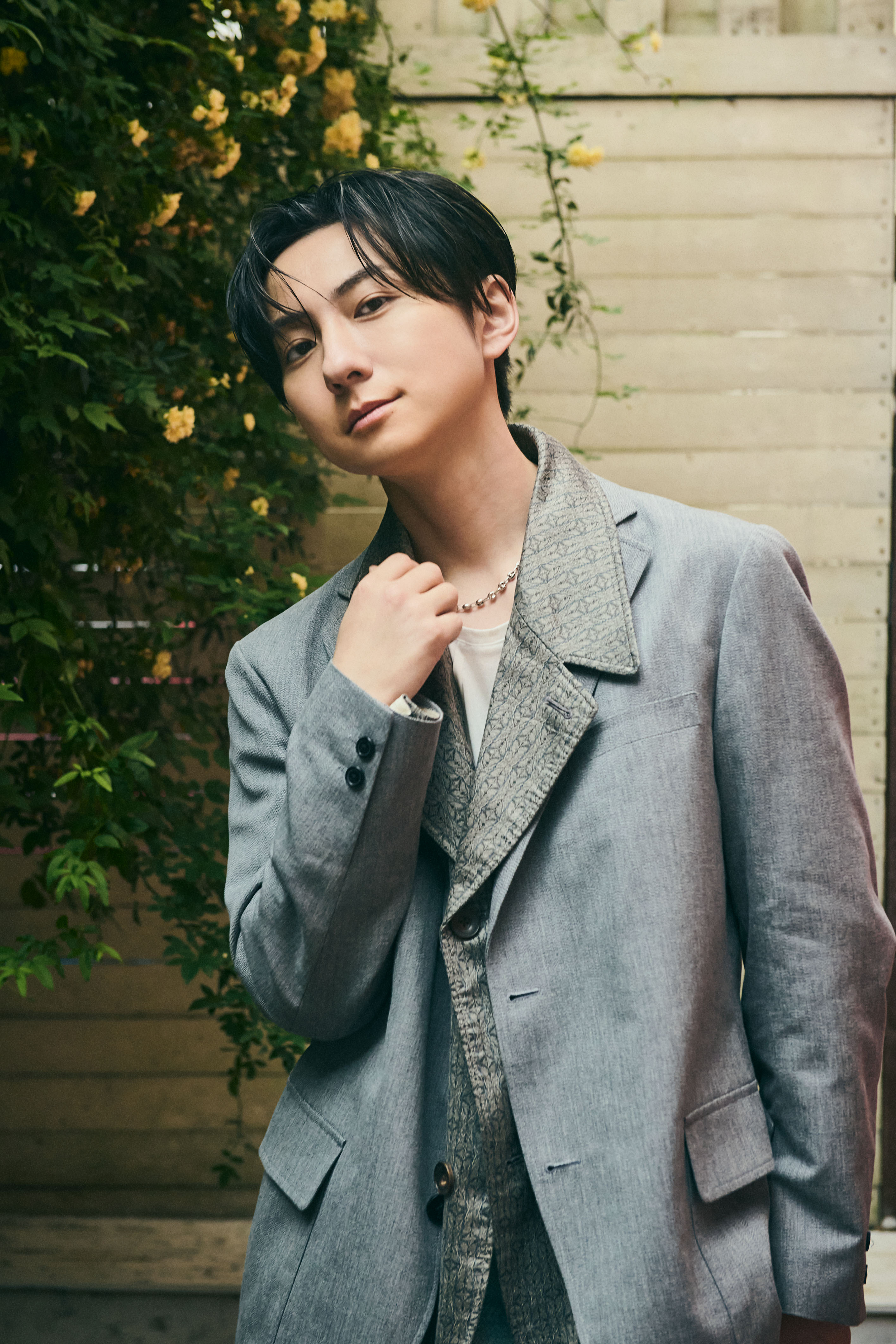 Louis_アーティスト写真